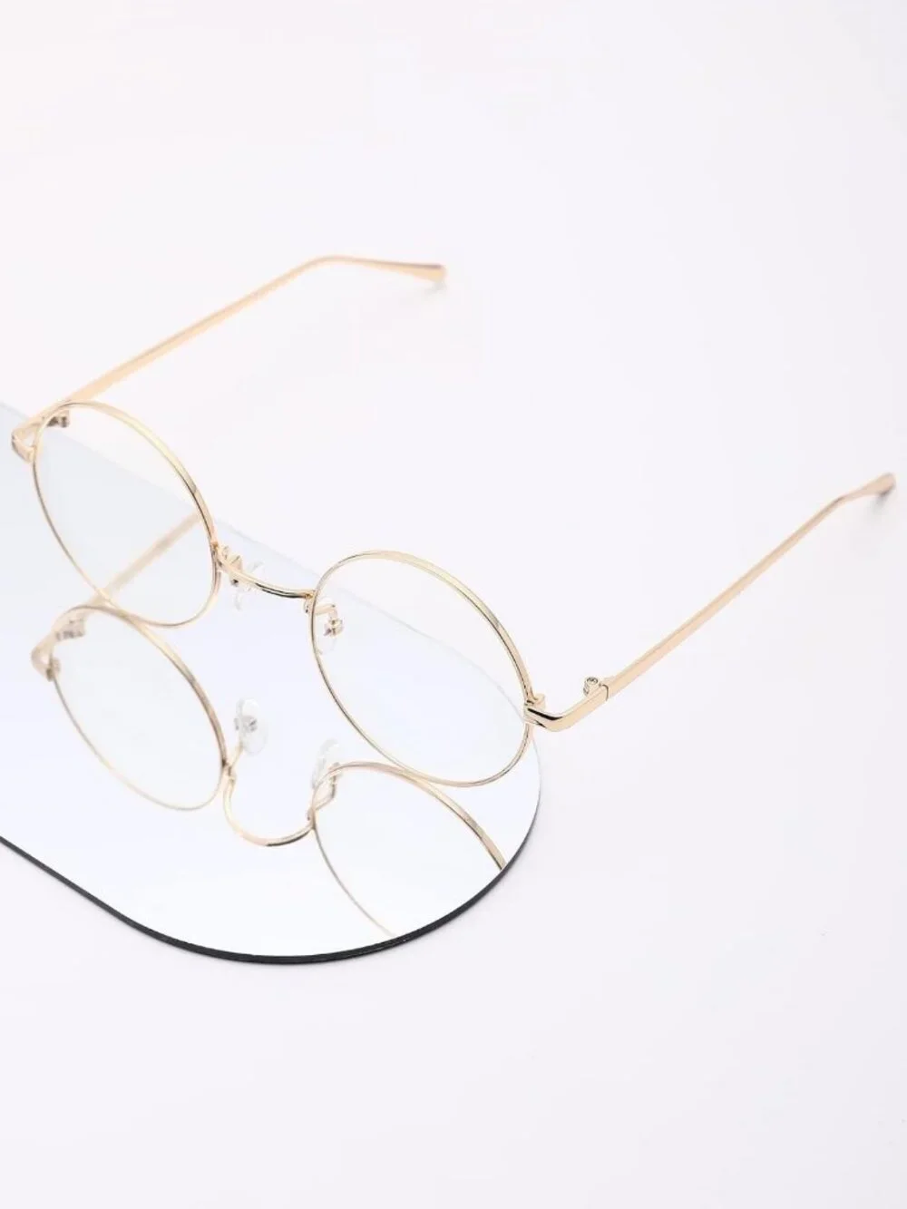 Retro Round Metal Glasses with Clear Lenses - Stylish Eyewear for Every Occasion